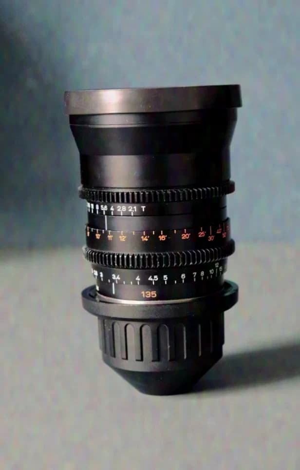 Zeiss Arriflex Zeiss Planar 135mm T2.1 PL Mount Standard Speed
