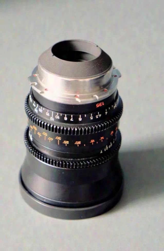 Zeiss Arriflex Zeiss Planar 135mm T2.1 PL Mount Standard Speed