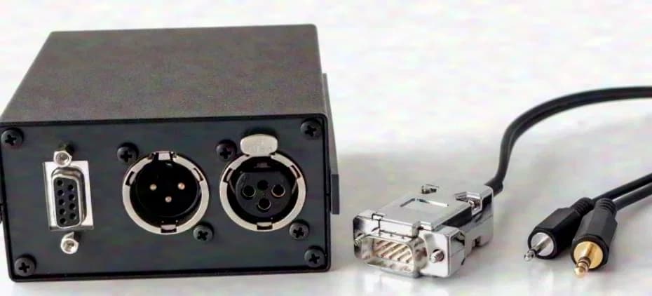 axxent WT100 Intercom Funk-Interface zwischen Partyline-Intercom und Handfunken