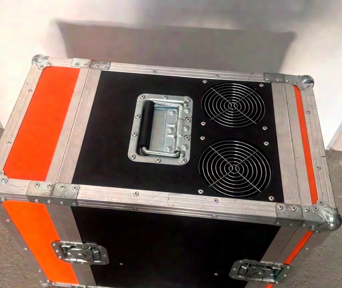 hazebase Highpower 2600W Nebelmaschine, 2 Pumpen, 2 Heizelemente