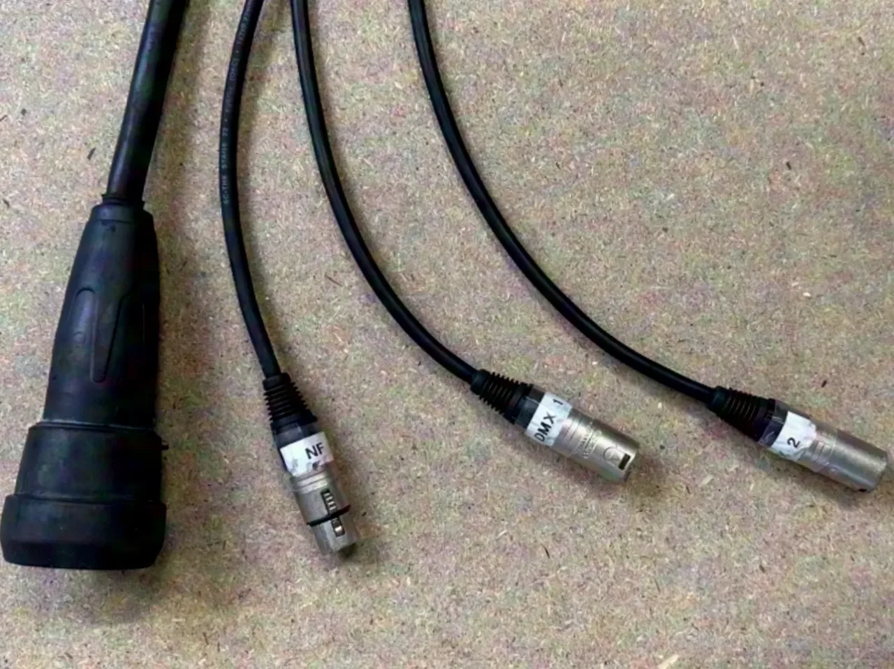 #15 Steuermulticore 100m 1x Schuko 2x DMX 1x NF5