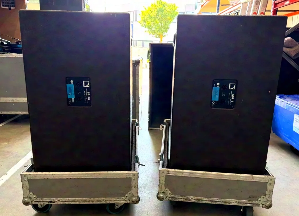 2x L-Acoustics SB118 Subwoofer inkl. Flightcase