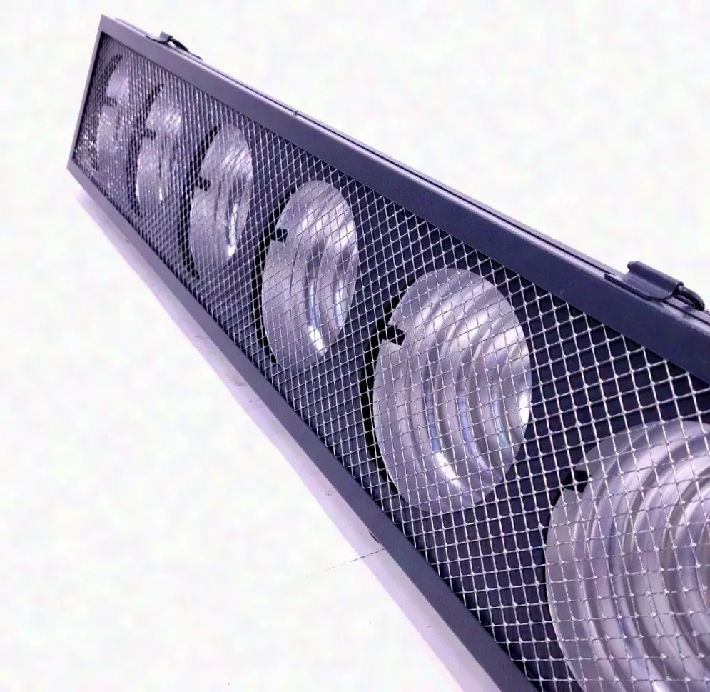 ADB RZN 91 Rampenleuchte 6x100 W