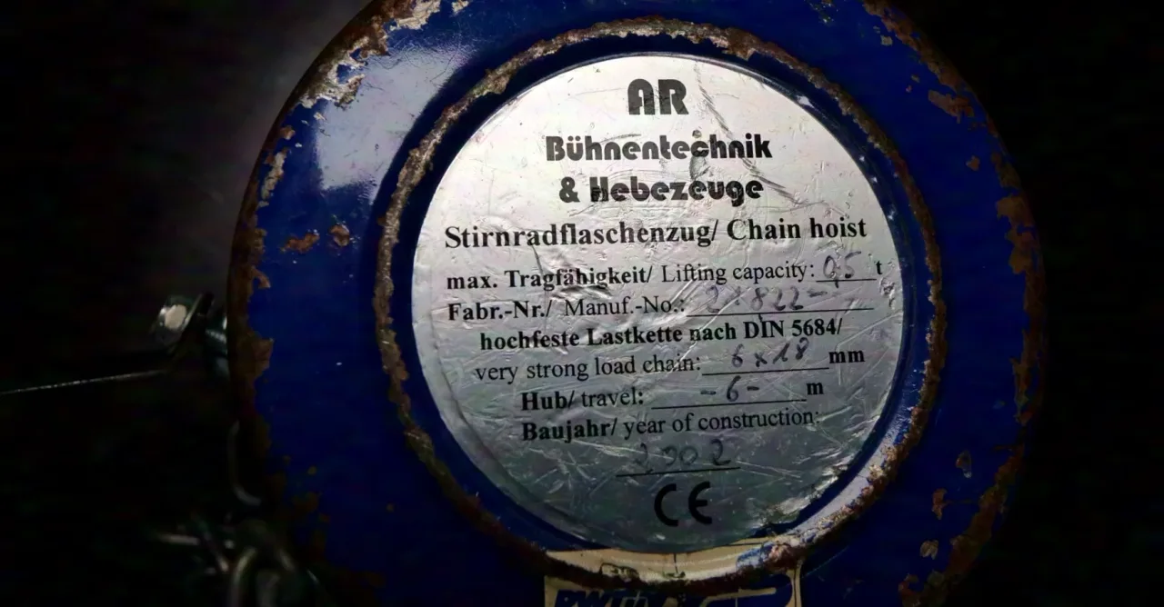 AR Bühnentechnik + Hebezeuge Stirnradflaschenzug 500-6