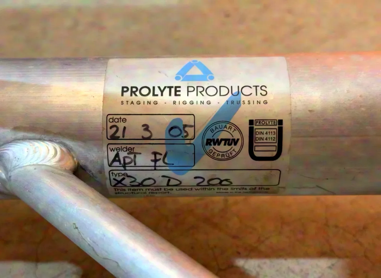 PROLYTE X30D - 200 Traverse 2.0m silber
