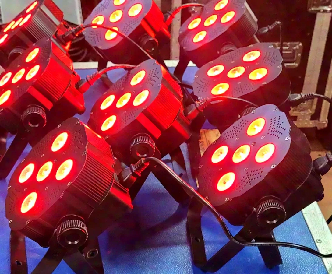 Stairville LED Quad Par 5 x 8 aus Bandauflösung