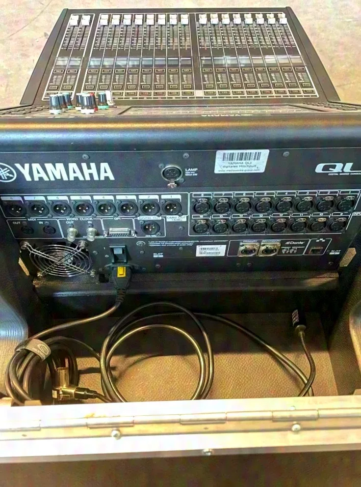 YAMAHA QL1 mit Amptown Case