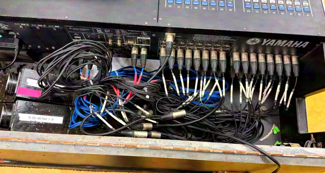 Yamaha M7CL-32