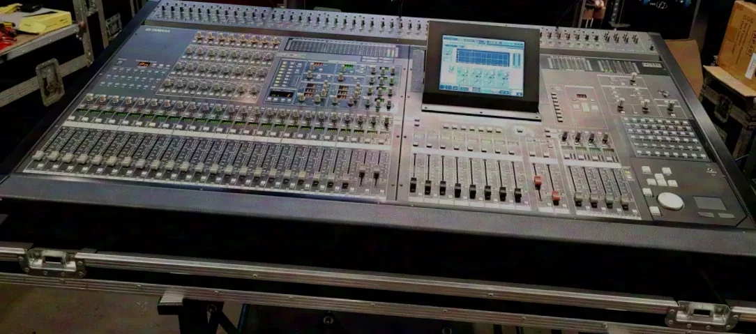 Yamaha PM5D digital Mischpult