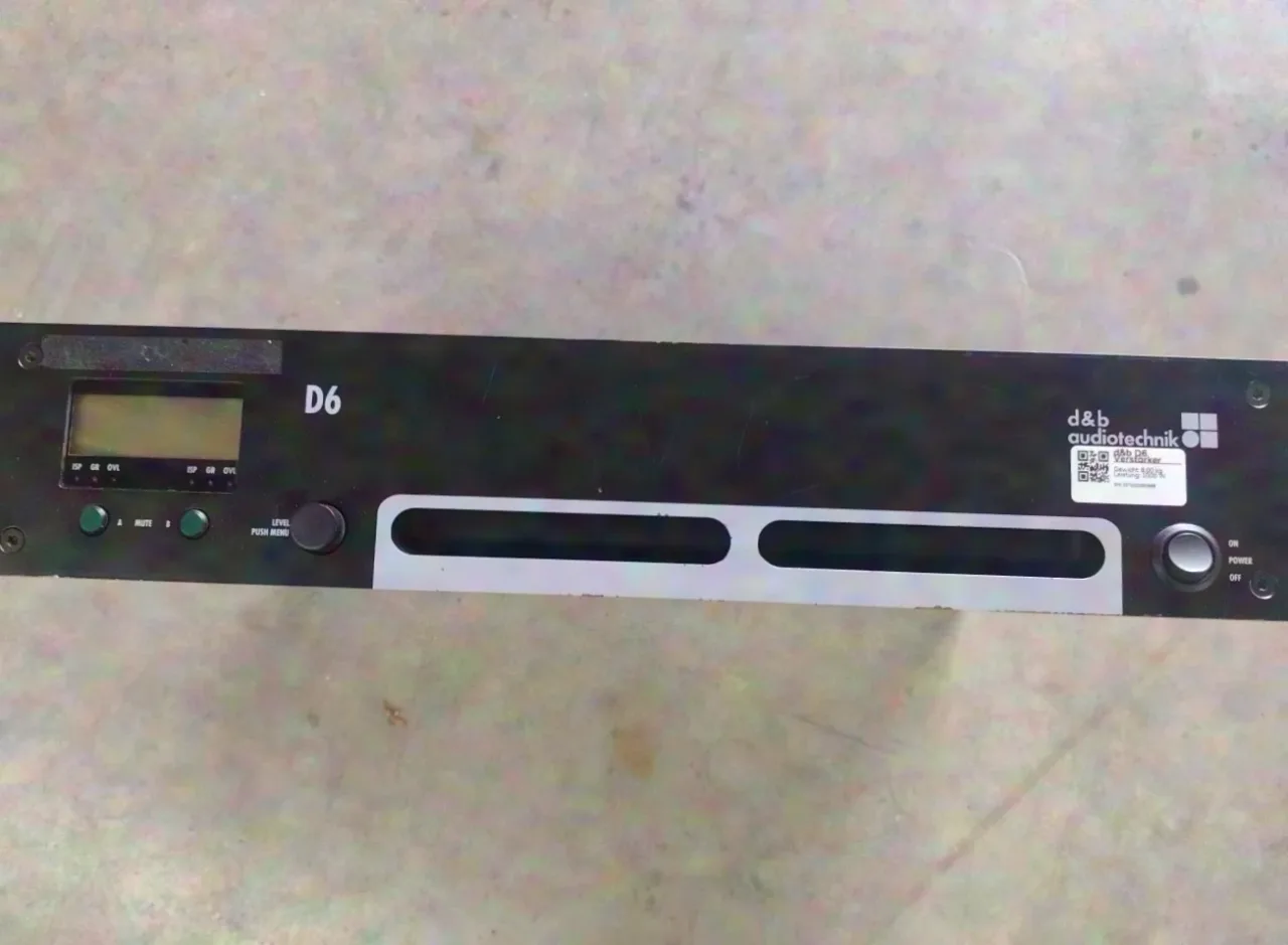 d&b Audiotechnik D6