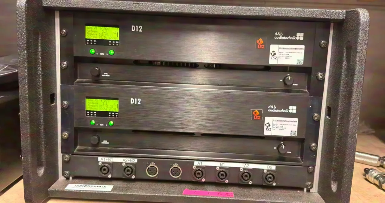 d&b audiotechnik D12 2-er Set mit Modulrack