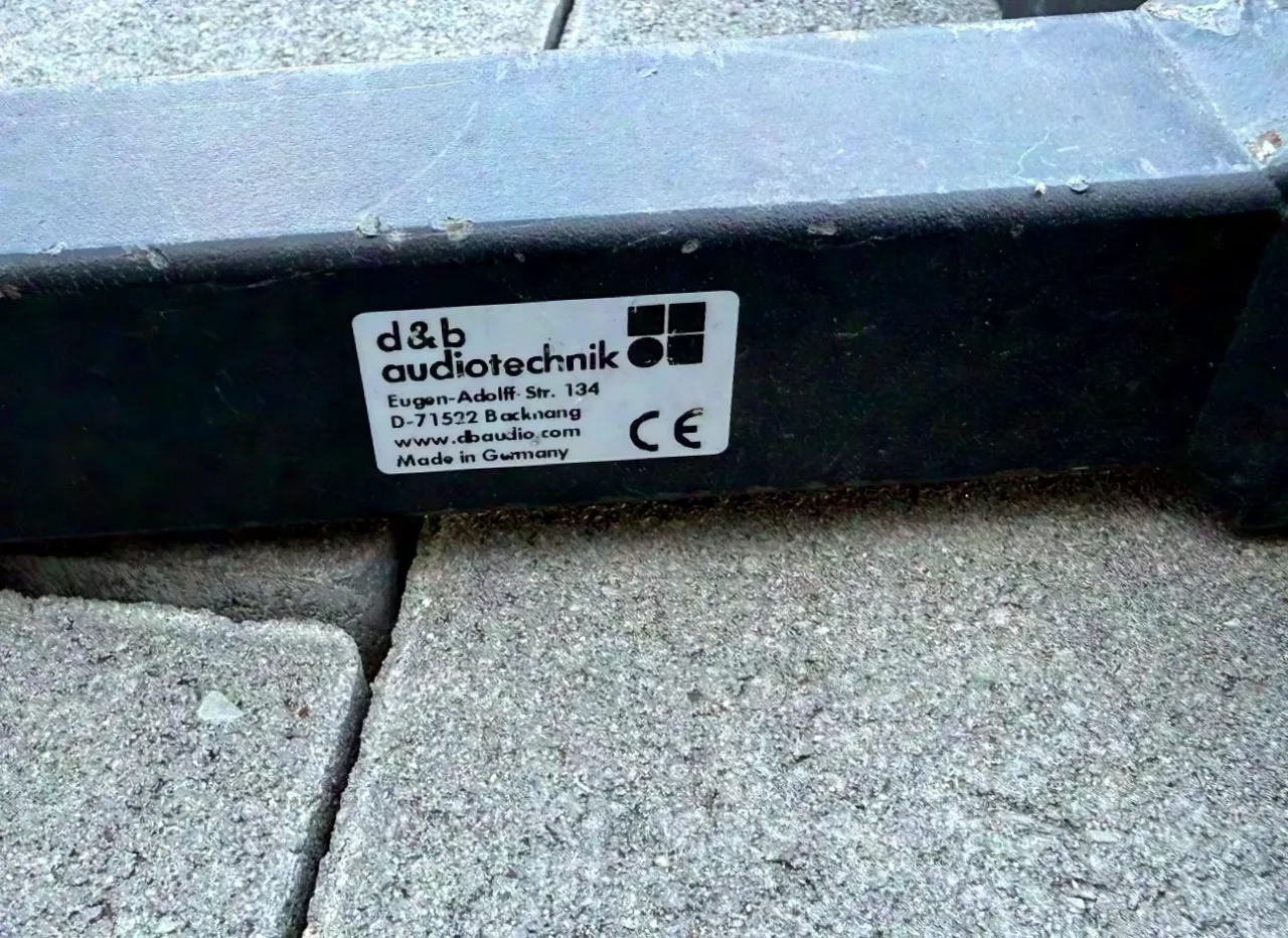 d&b audiotechnik Q1 Flugrahmen