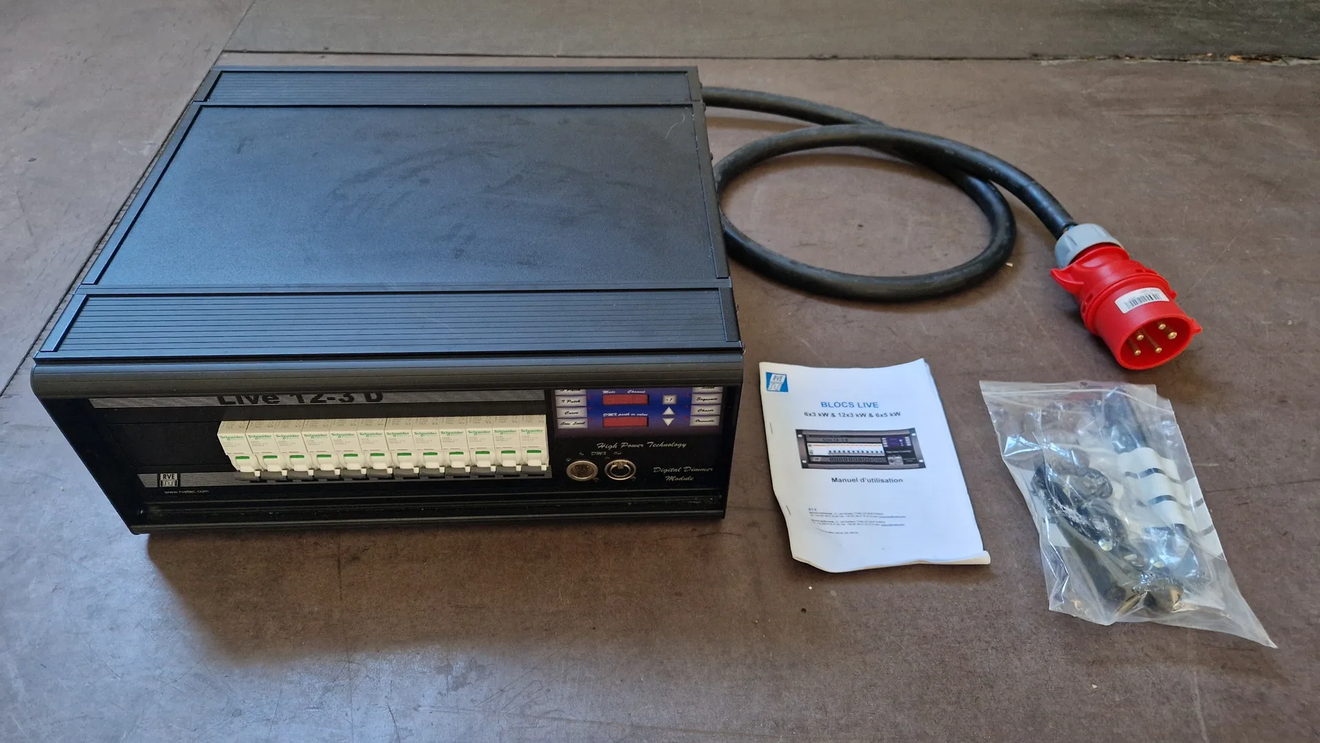 RVE 12-3D Dimmer - 12 x 3 kW