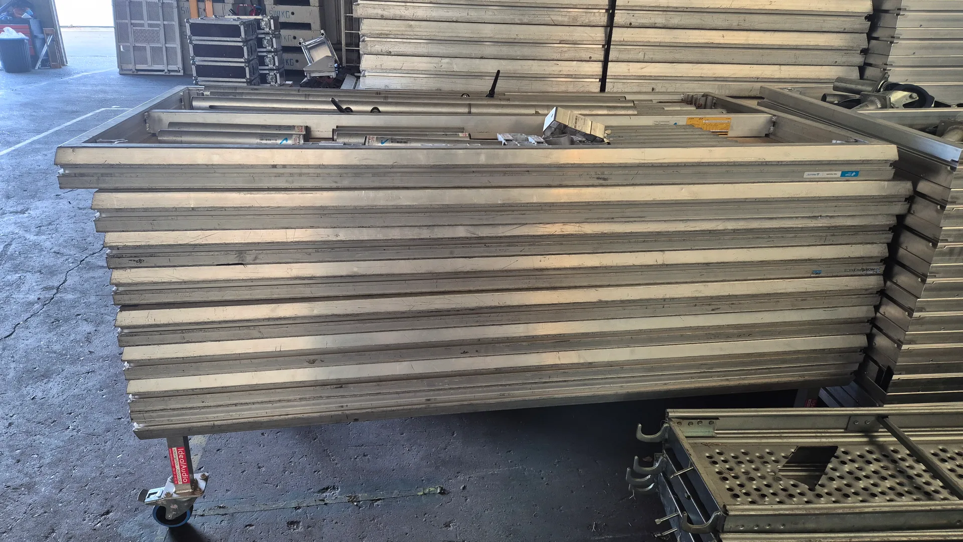 PROLYTE stagedex Schwarzes Podestplatten-Paket