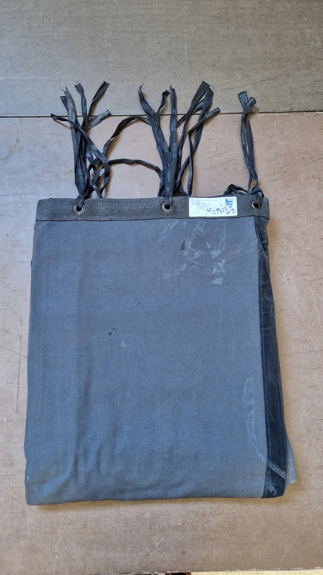 Schwarze Samt-Seitenvorhänge 4,35 m x 1,44 m
