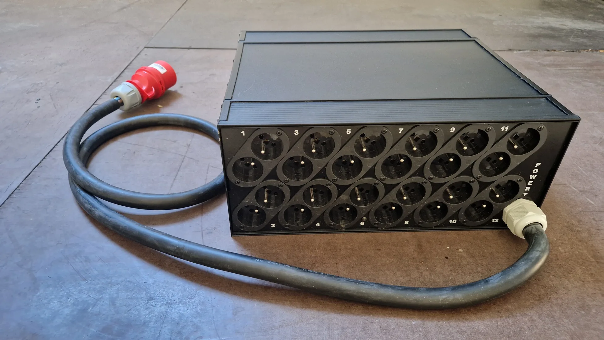 RVE 12-3D Dimmer - 12 x 3 kW